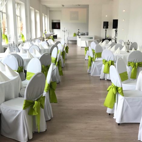 Das Loft ist die gehobene Eventlocation für Ihre Hochzeitsfeier Berlin mit Wasserblick. Direkt hinter der Zitadelle in der historischen alten Pulverfabrik gelegen.
